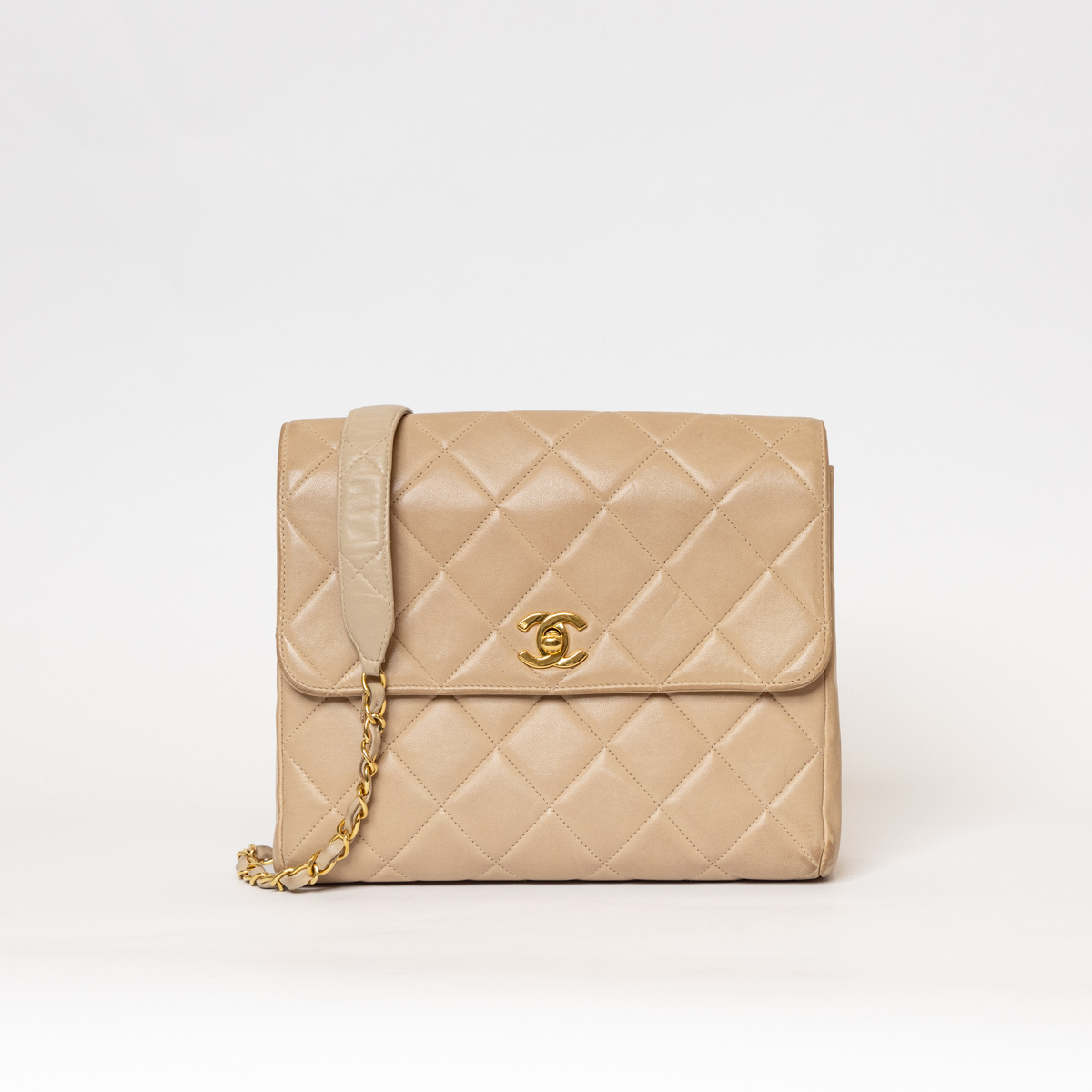Chanel Timeless Single Flap Bag Lambskin Beige GHW