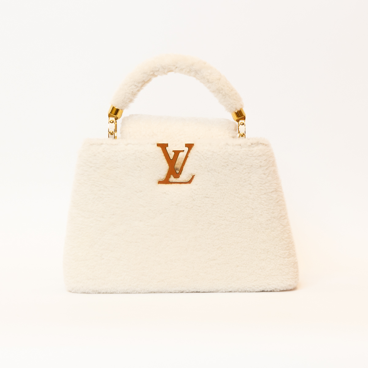 Louis Vuitton Capucines BB Lammfell Beige Full Set