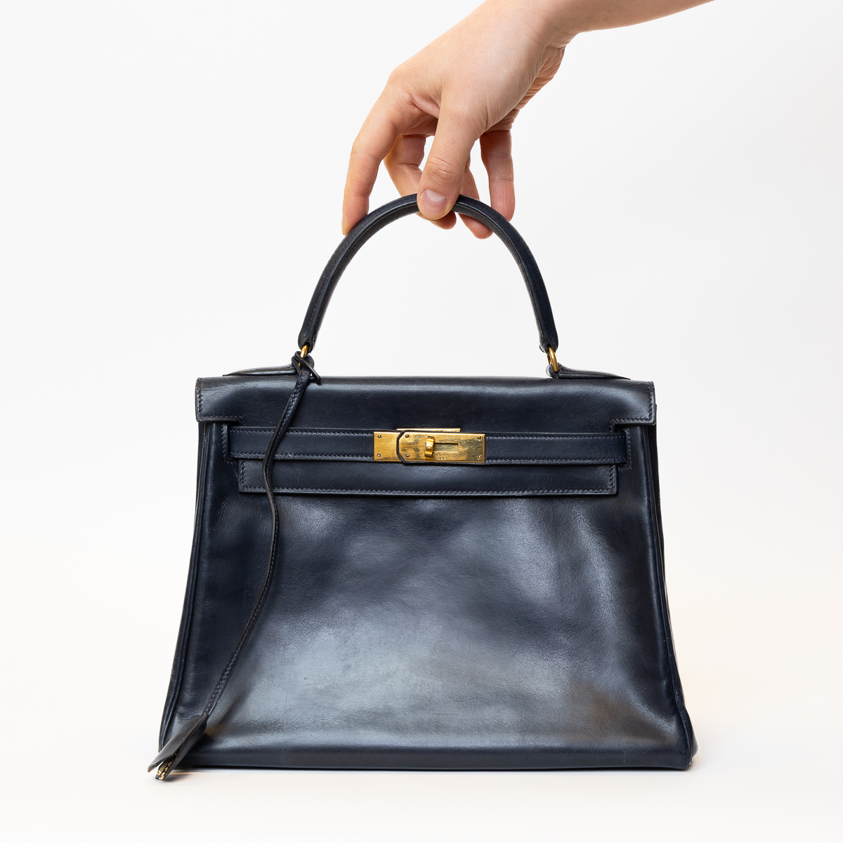 Hermès Kelly Retourne 28 bag box leather dark blue