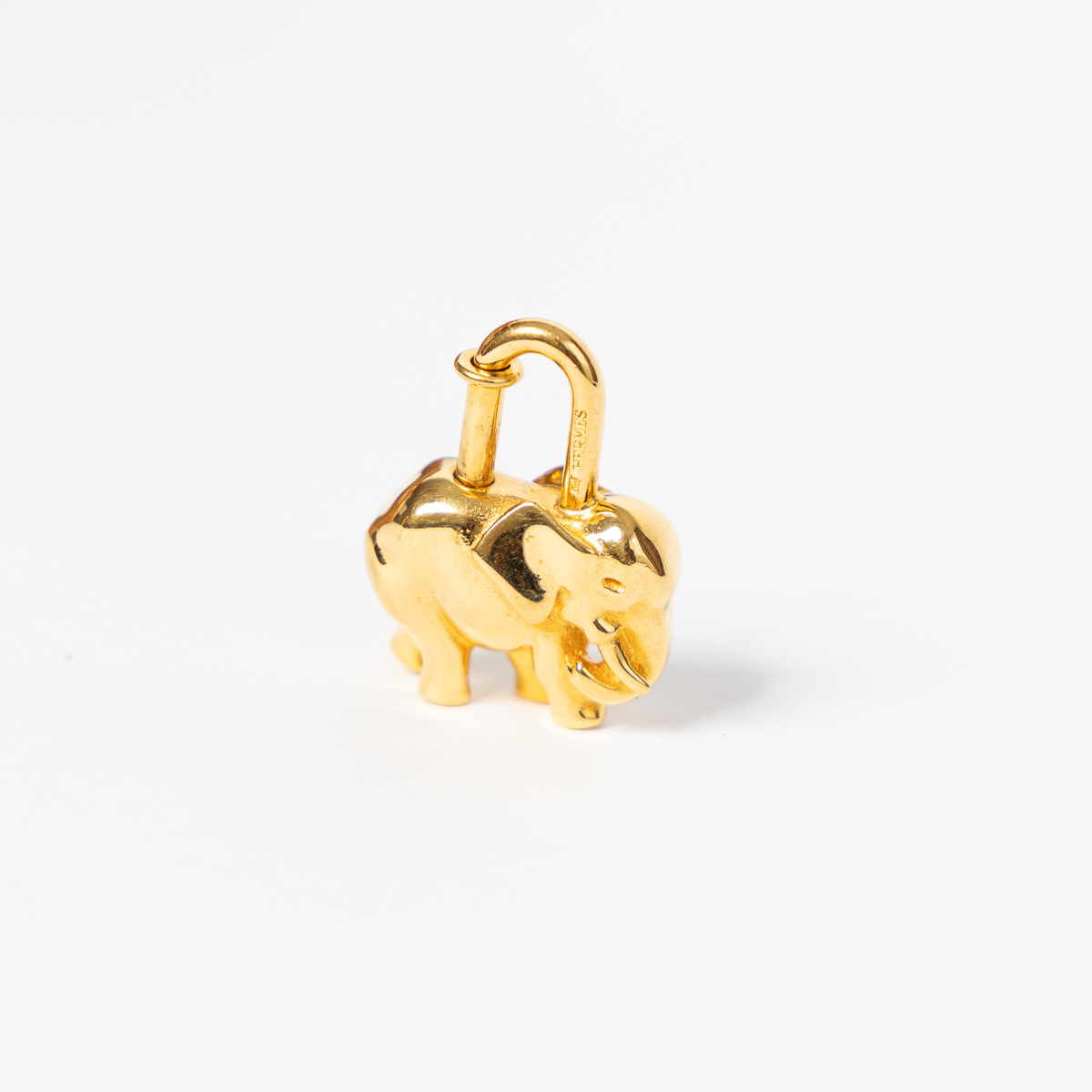 Hermès Elefant Cadenas Vintage Gold
