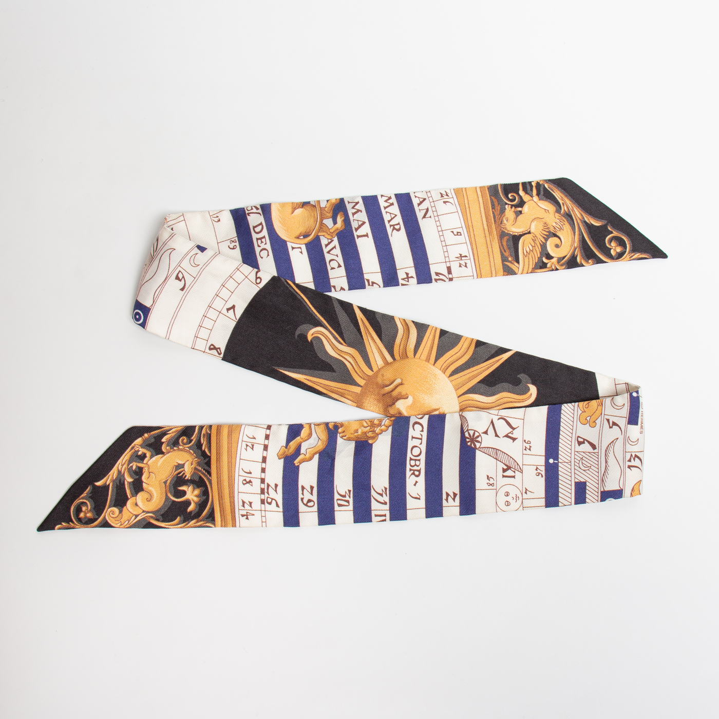 Hermès Twilly Seide Tuch Astrologie Schwarz Weiß