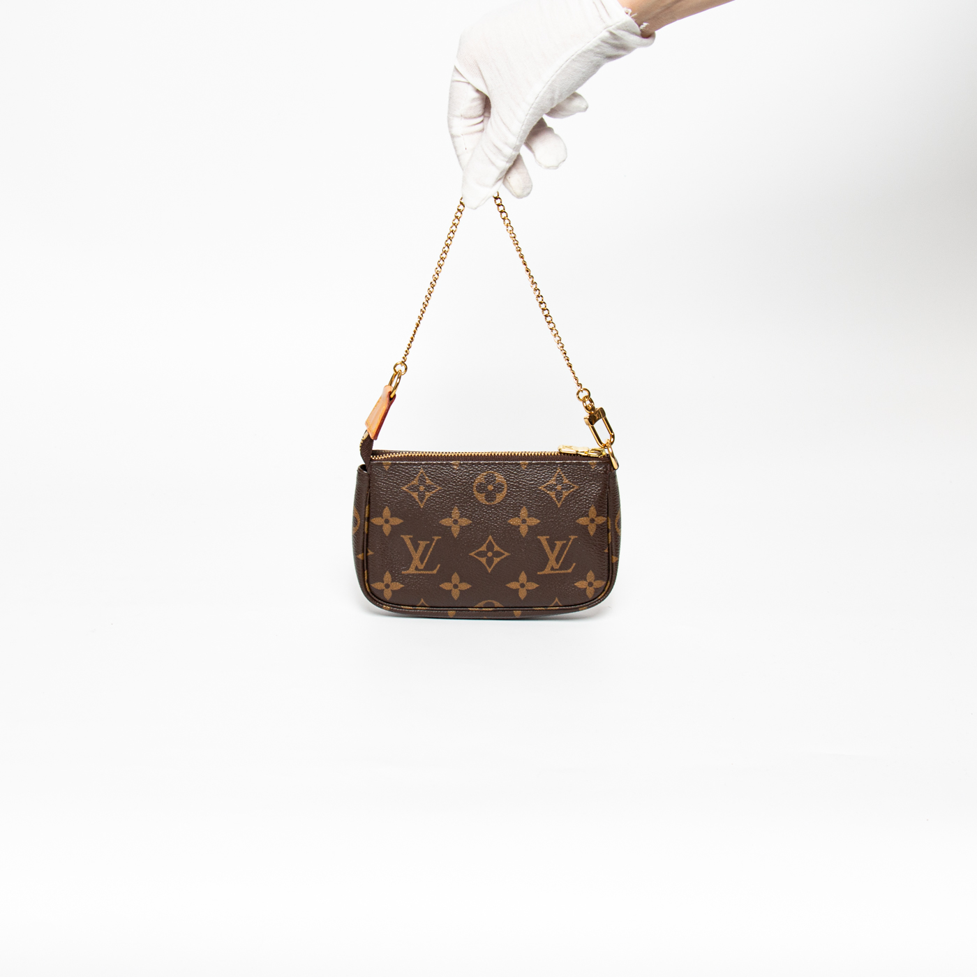 Louis Vuitton Mini Pochette Accessoires Monogram mit Kette